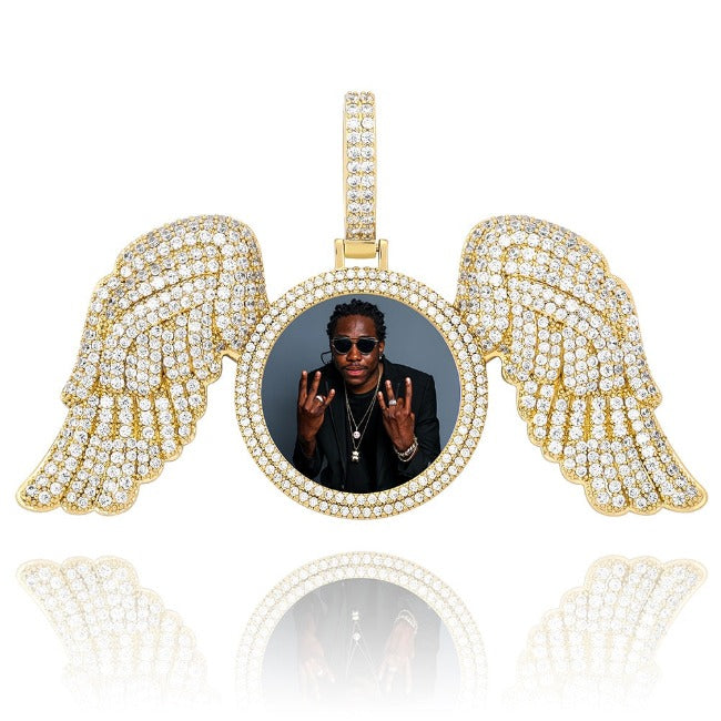 Perfect Memory Wing Medallion Chain